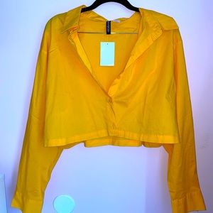Cropped Orange button up from H&M. Size: Medium
